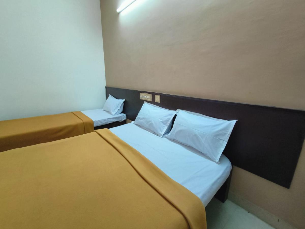 Royal Residency Hotel Kumbakonam Exterior photo